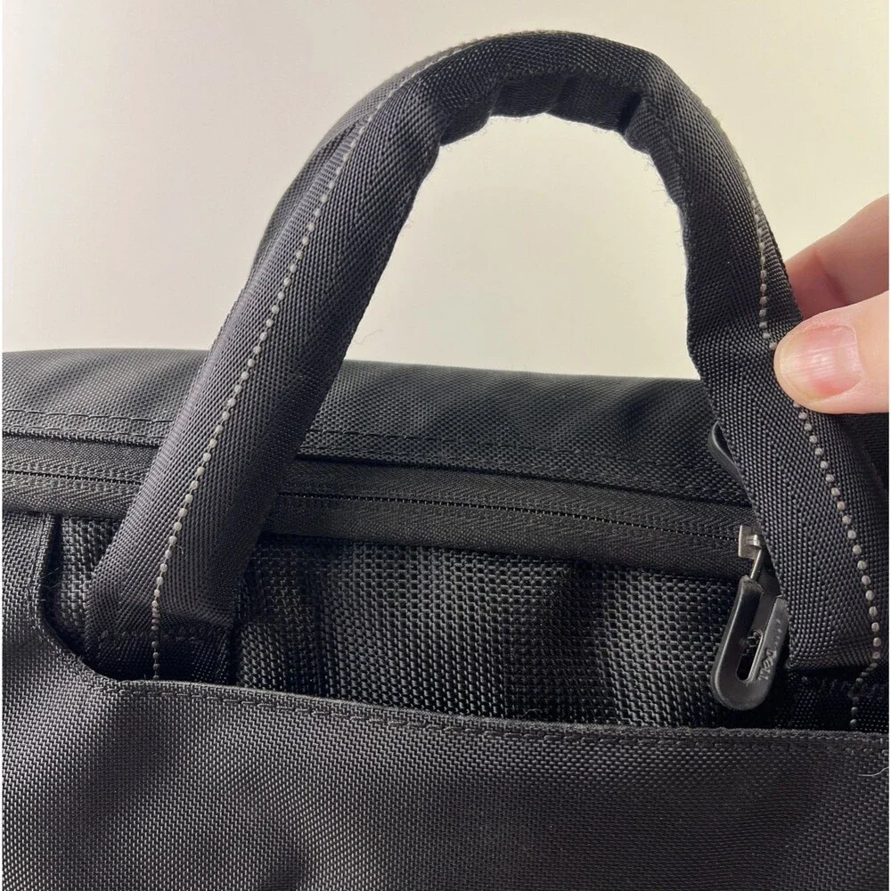 Dell Black Messenger/Laptop Bag Organizer Case Carry Bag W/Shoulder Strap